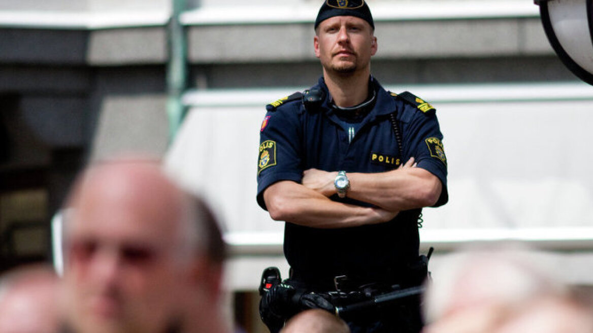 Σουηδία: Μείωση των προσφυγικών ροών μετά τους νέους συνοριακούς ελέγχους